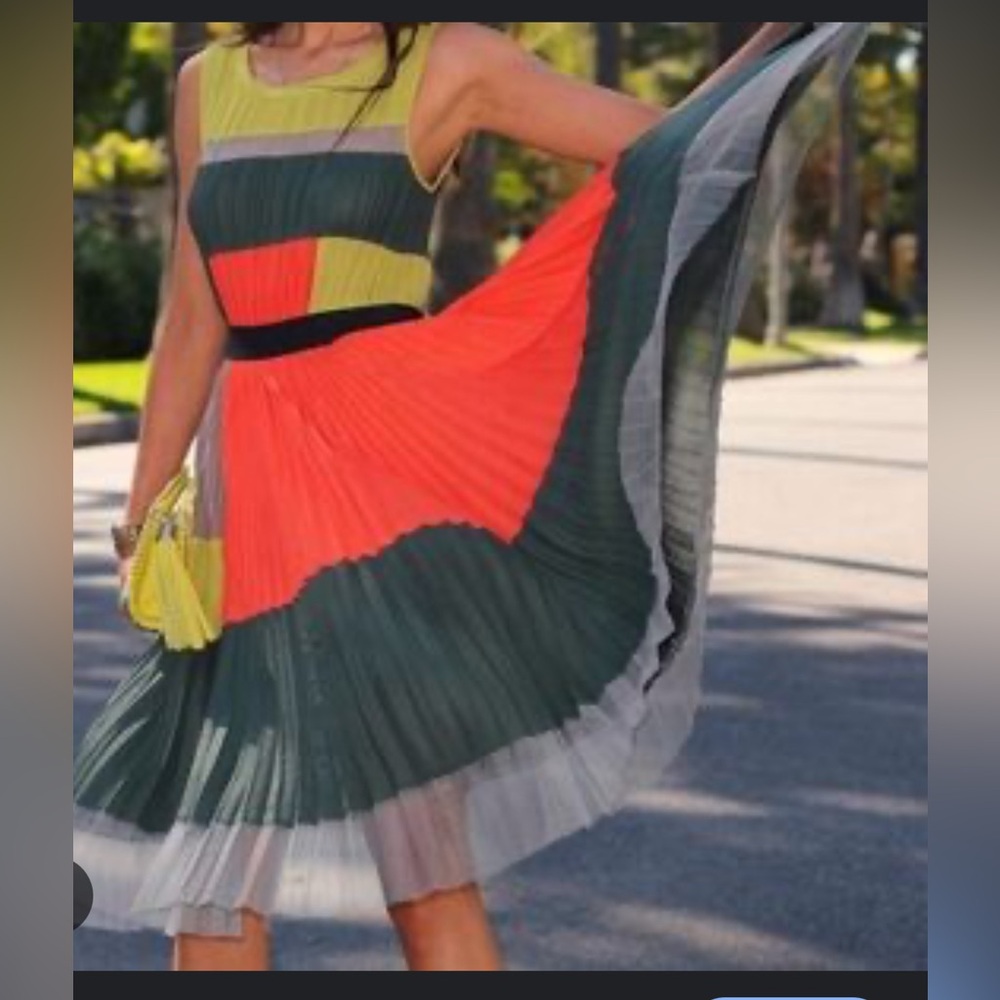 BCBGMaxAzria Asymmetrical Pleated Sundress Orange Green Wedding